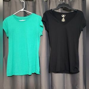 💥3/$30💥Fitted Tee Bundle of 2